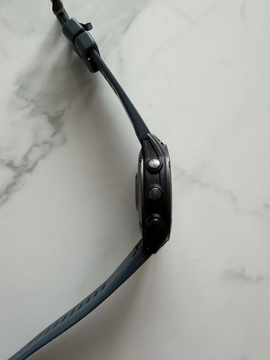 Garmin Epix (Gen 2) Sapphire Titanium, 47 мм + 6 ремешков