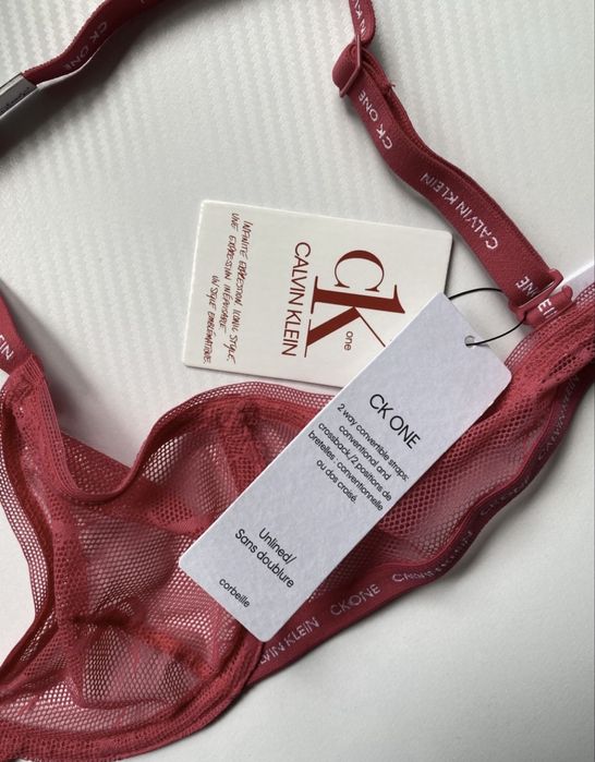 Сутиен Calvin Klein