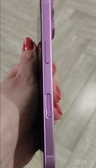 iPhone 16 srochno sotiladi