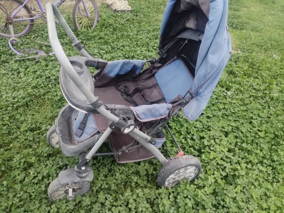 Коляска детская .