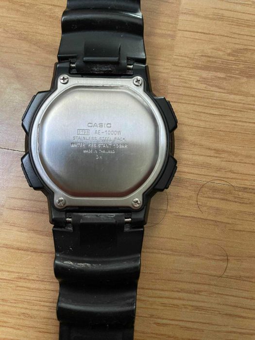 Часовник Casio AE-1000W