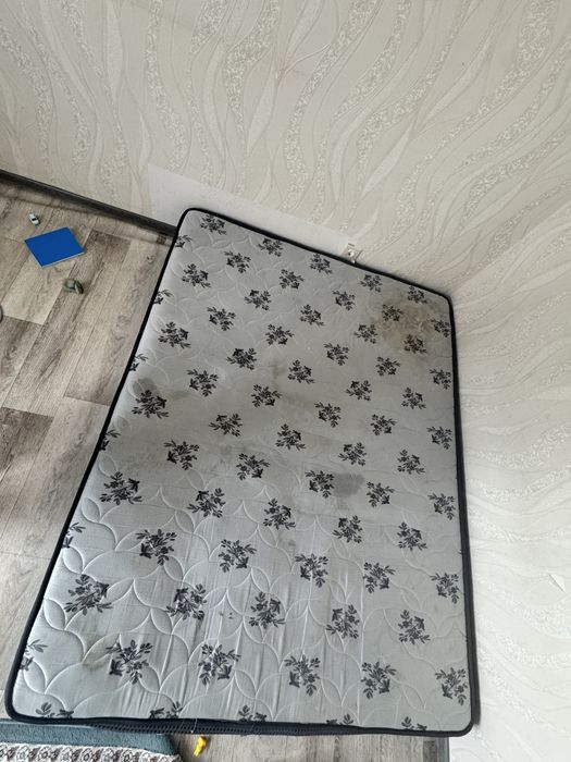 Матрас пружинный