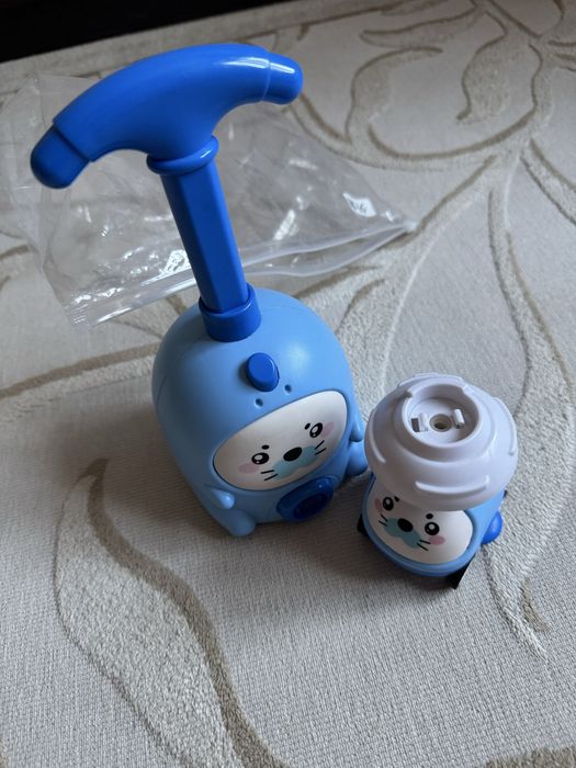 Продам 3 Д ручка и игрушка надуватель шариков