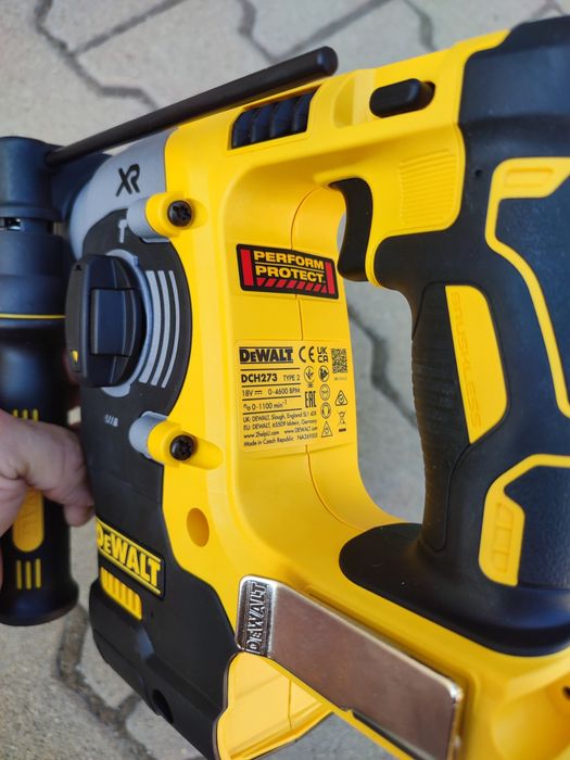 Нови машини Dewalt