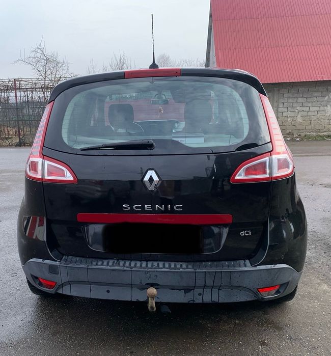 Vând Renault Megane Scenic III