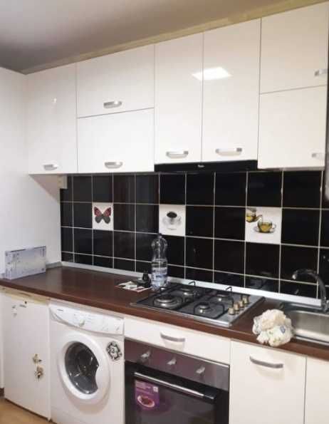 Дава се под наем Едностаен апартамент в Пловдив, Изгрев - 45 кв.м за 255 € - Снимка #1