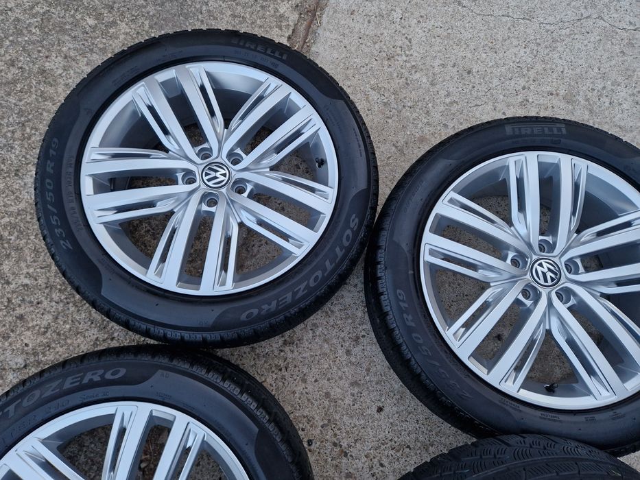 Jante Auckland Vw Tiguan R-line anvelope iarna 235 50 19