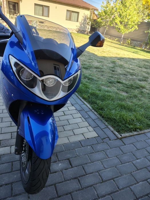 Triumph sprint St 1050