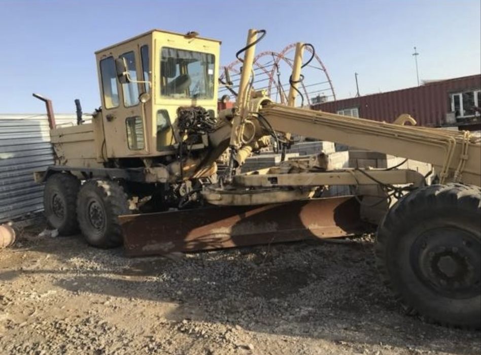 Автогрейдер ДЗ-122, рабочее состояние, Астана