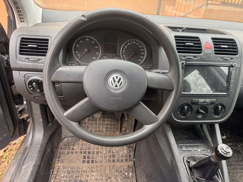 Dezmembrez golf 5 1,4 fsi