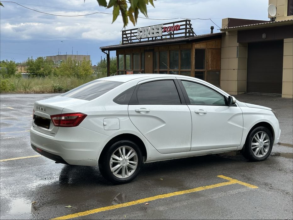 Lada Vesta Lux 1,6л