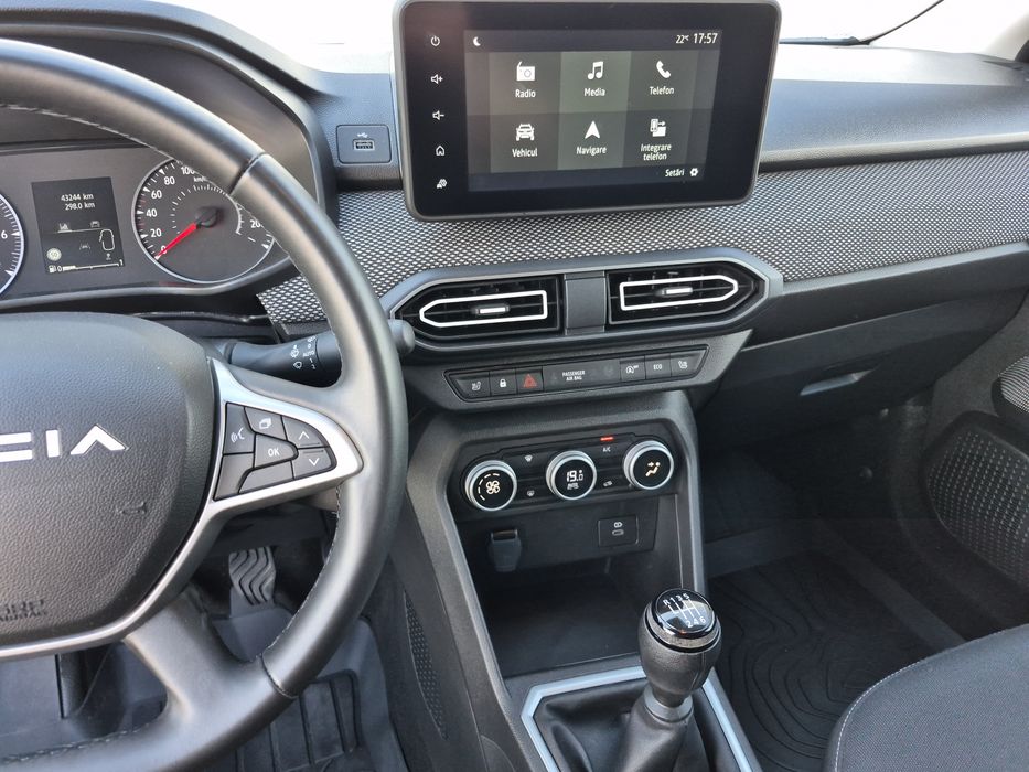 Dacia Logan  2024/  FULL /  Proprietar