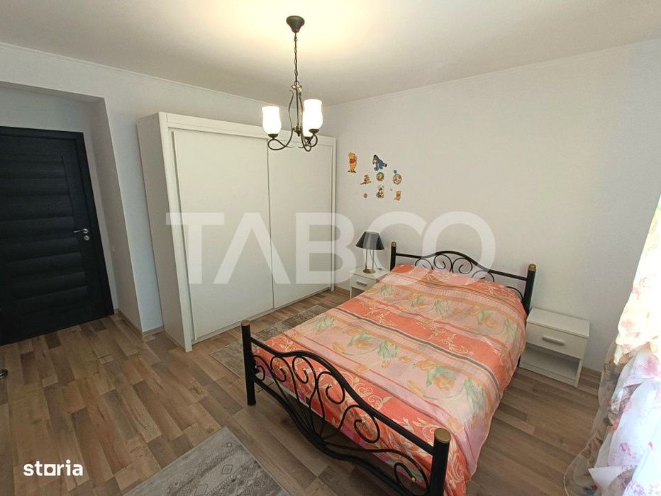 Apartament modern cu 2 camere decomandate si loc de parcare