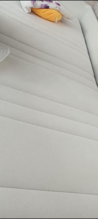 Кровать с рабочим столом от Икея