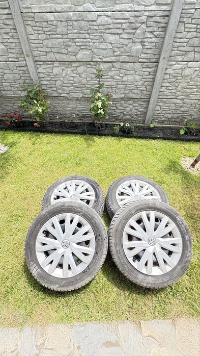 Vând 4 roți iarnă Hankook Winter i*cept RS2 + jante oțel VW