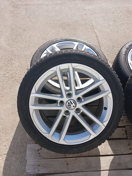 Set jante aliaj originale Volkswagen cu anvelope