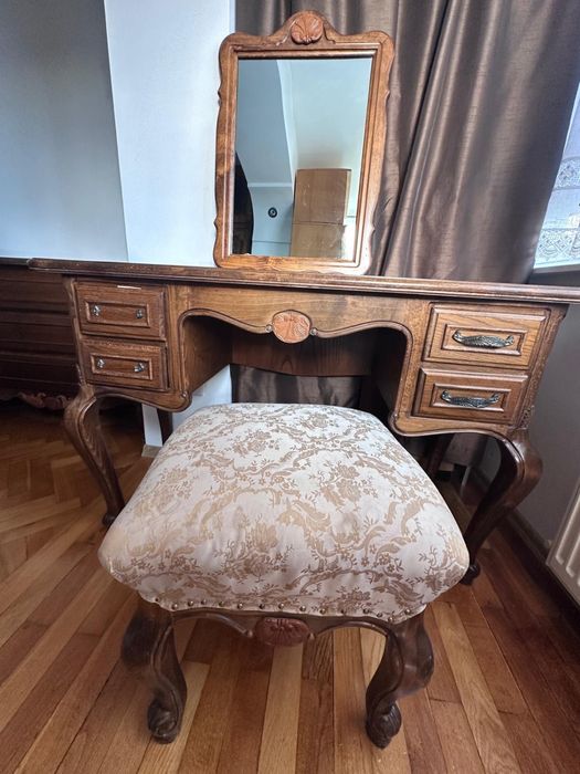 Dormitor complet lemn