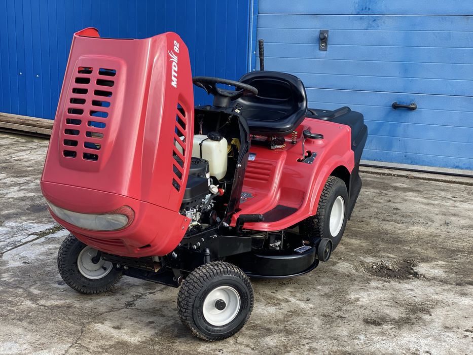 Vand tractor/tractoras gazon MTD 14 cai ! An 2020