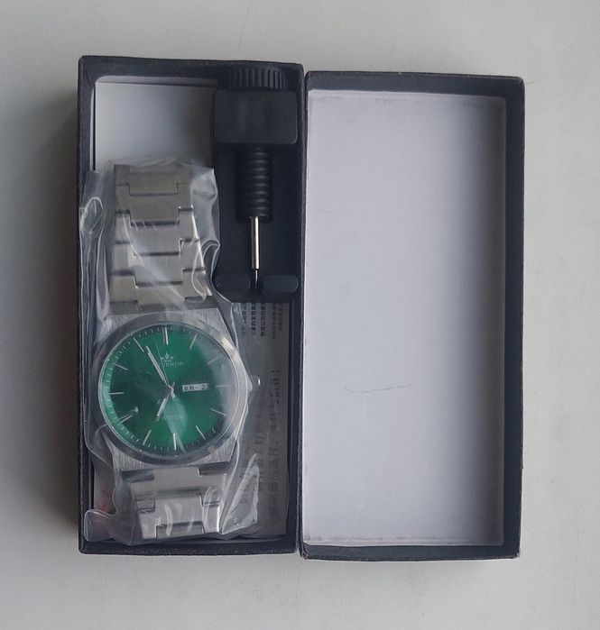 НОВЫЕ часы Fourron Emerald Green