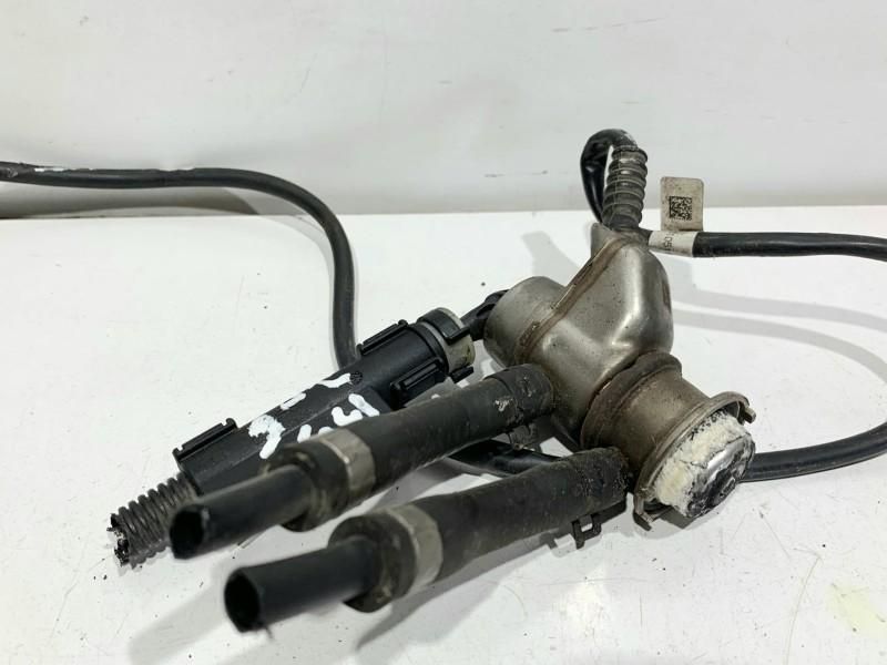 Injector Adblue Audi A4 8W2, B9 04L131113J 2.0 tdi CNHA