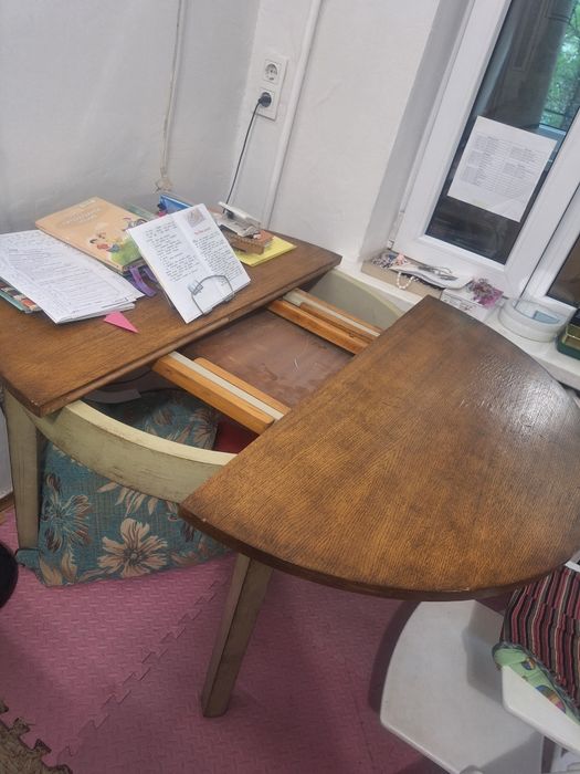 Стол деревянный старинный