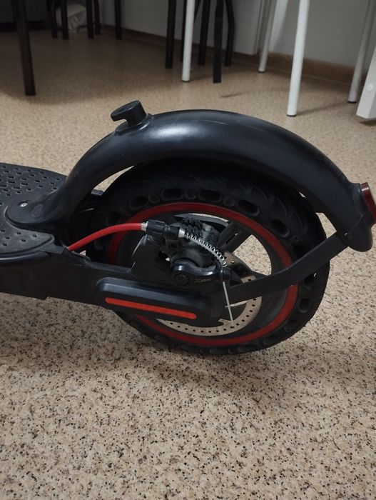 Продам электросамокат KUQUAY