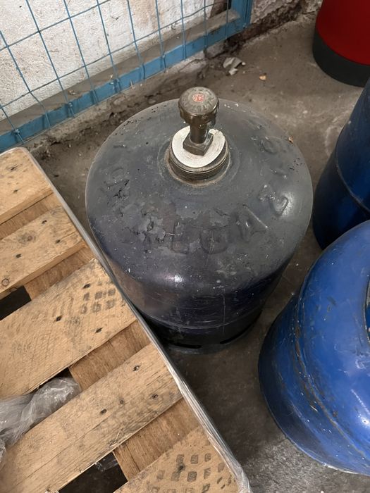 газови бутилки - просават се поотделно