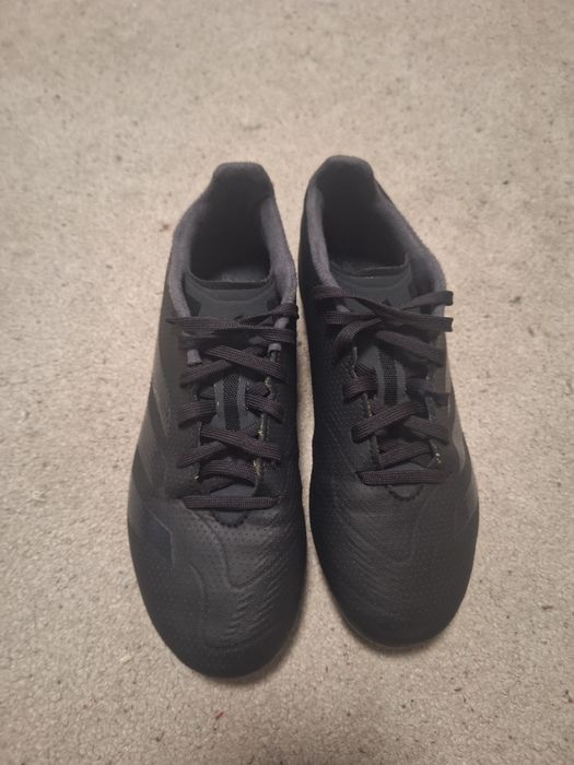 Ghete fotbal iarba adidas predator marimea 36 ⅔