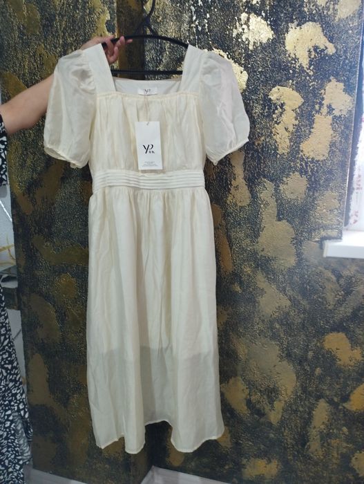 Продам платье летняя новая.