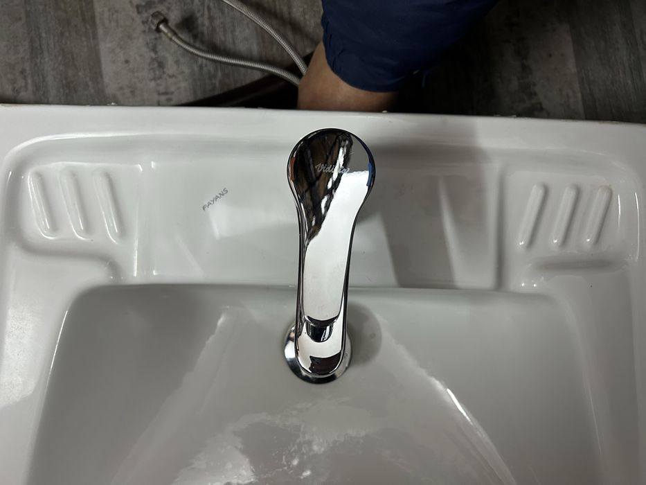 Комплект за баня - мивка, смесител и сифон