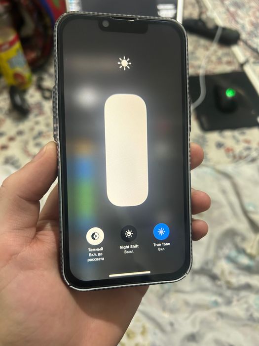 iPhone 13 в средном состояние
