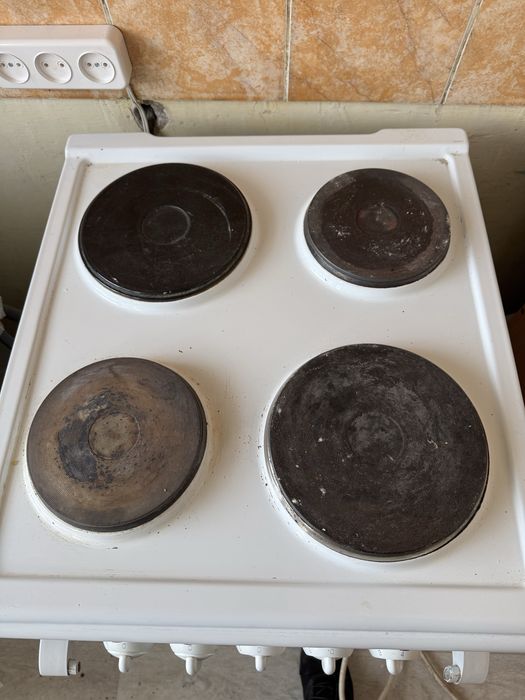 Продам кухонную плиту