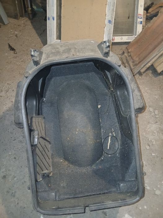 Продавам части за suzuki burgman 400 2009