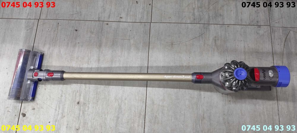 aspirator DYSON V8 acumulator bun  incarcator teava perie