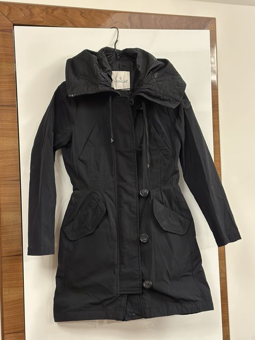 Намалено Зимно оригинално яке Moncler