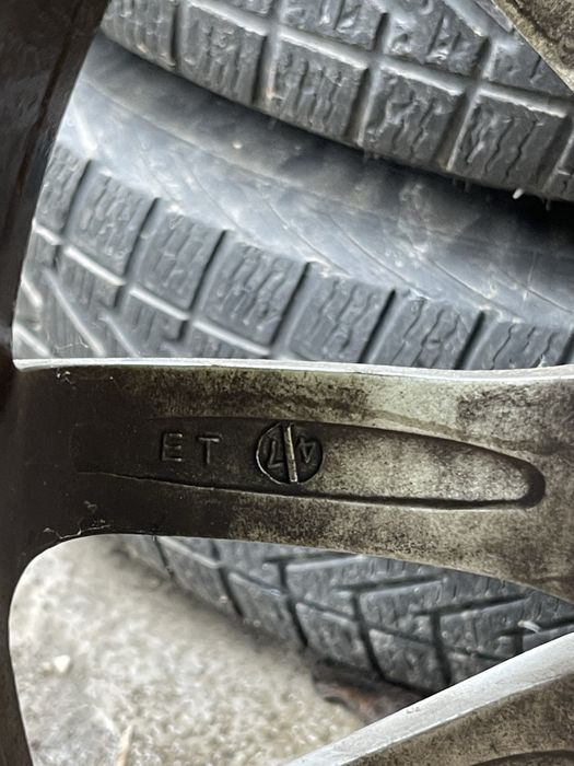 Jante aliaj R17 5x114,3 originale Kia/Hyundai cu anvelope de iarna