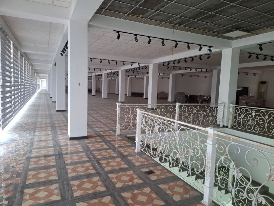 Аренда  2400 kvadrat