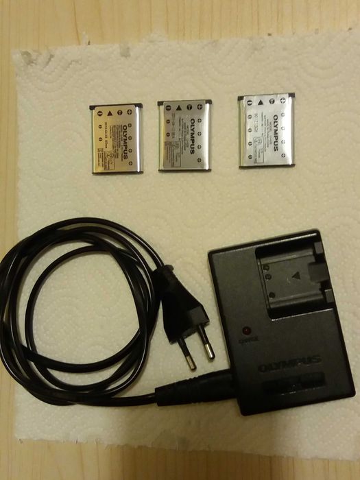 Екшън камера/ подводен фотоапарат Olympus TG-310/TG-320