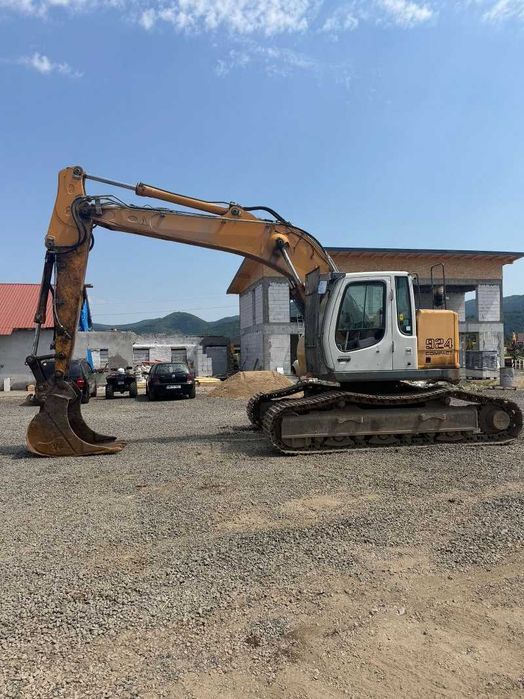 Senile  excavator pe senile Liebherr R924 Compact piese