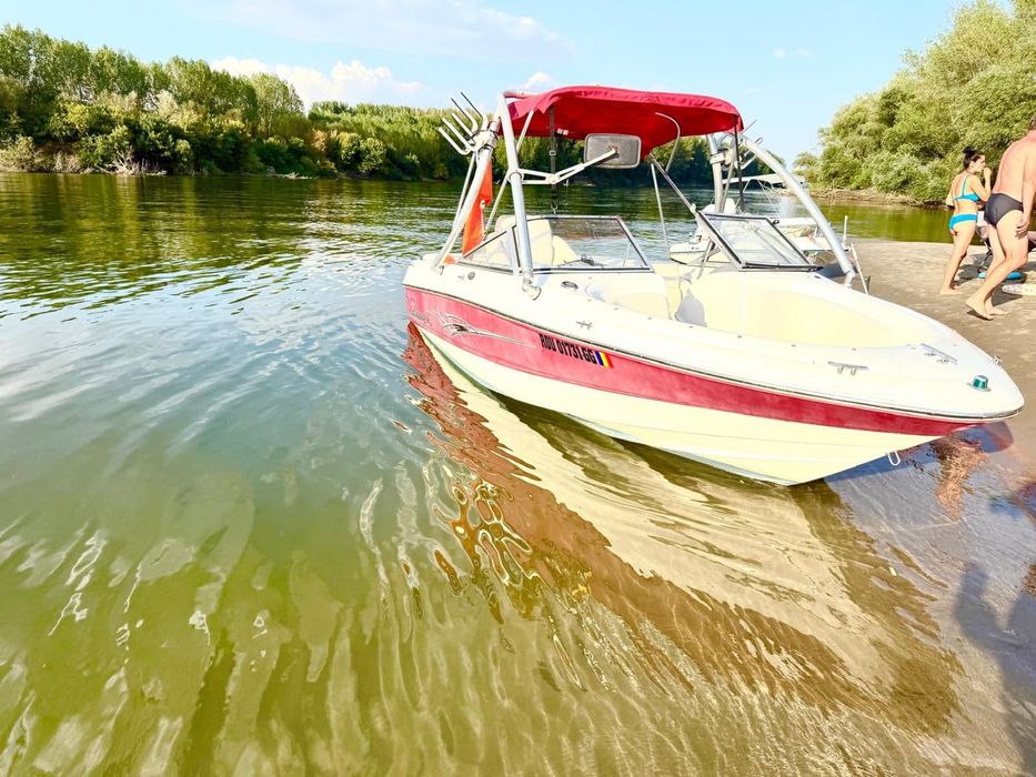 Barca Chaparral 180ssi 8locuri volvo 3000