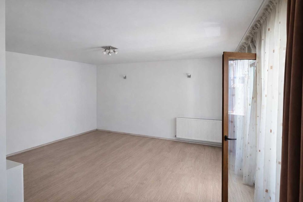 Garsonieră 47 mp + Parcare inclusă | Etaj 1 | Bloc 2011 | 69800