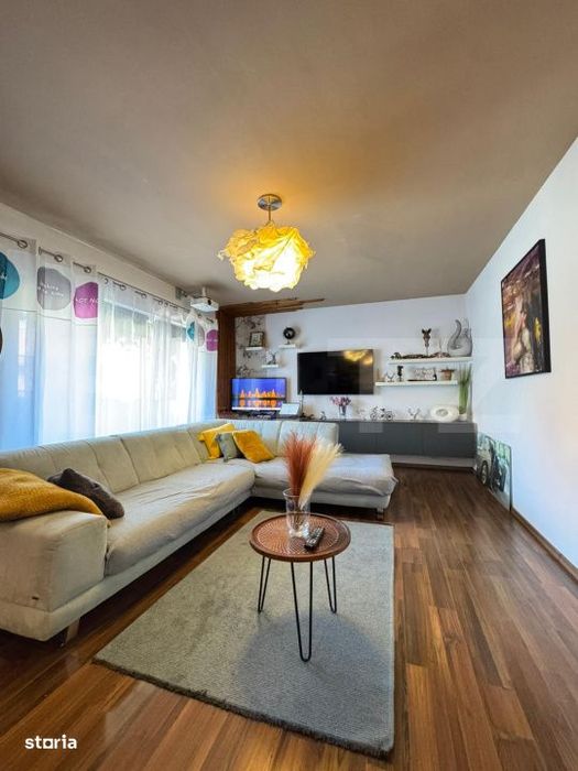 Apartament 3 camere, 77 mp, 2 bai, etaj 1, parcare, Sub Cetate — fotografia 3