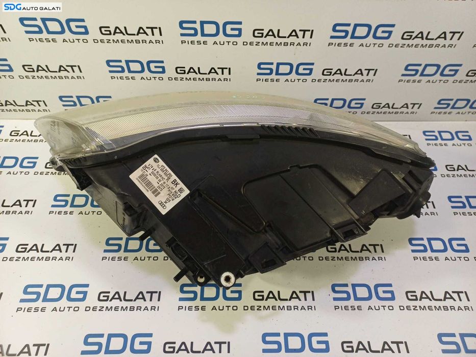 Far Dreapta FARA Xenon Audi A6 C6 Facelift 2008 - 2011 Cod 4F0941004 1LJ009925-04 [L1759]