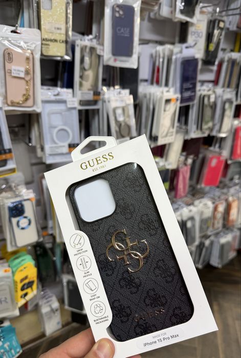 Iphone 15 pro max оргинален кейс на Guess