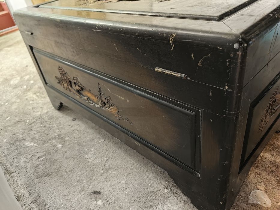 Стар китайски скрин с дърворезба от сандалово дърво