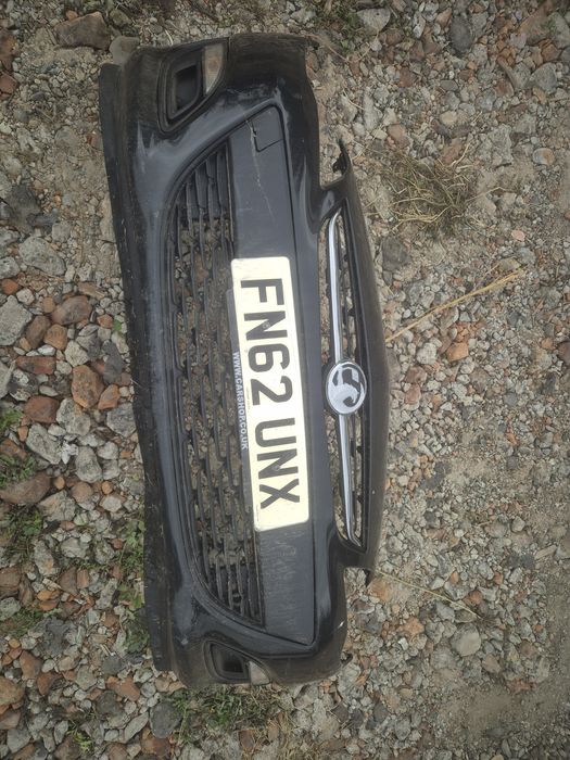 Bara fata neagra opel astra j 2012