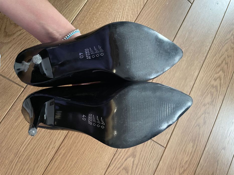 Дамски обувки, елегантни с ток