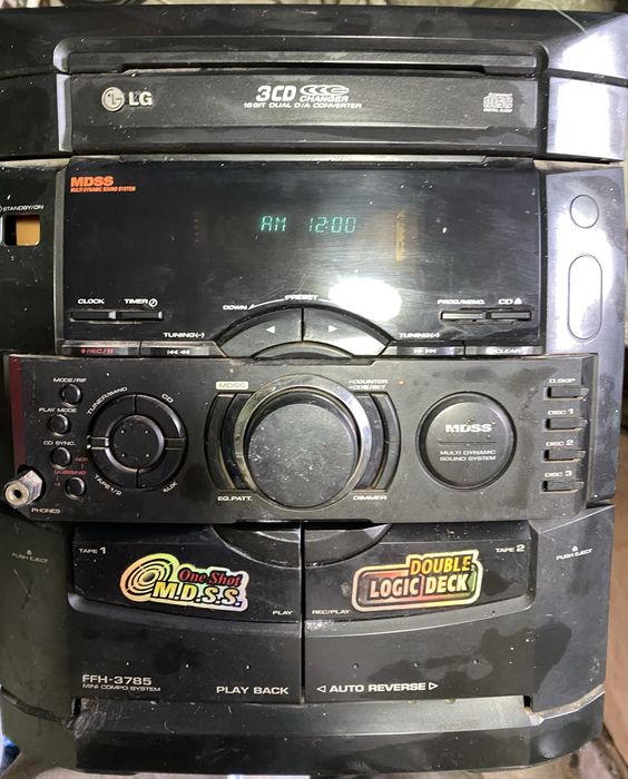 Музыкальный центр LG