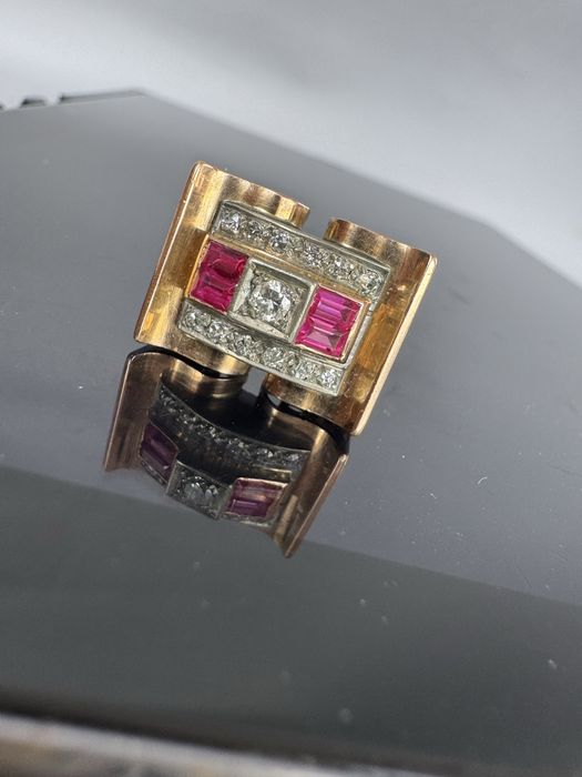 Inel din aur 18 k, rubine si diamante