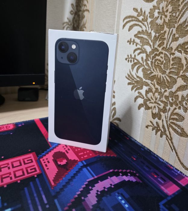 Iphone 13 256gb в отличном состоянии